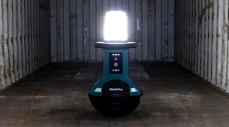 Large Area Lighting by Makita